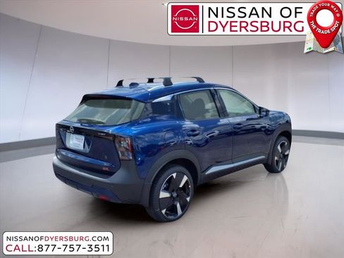 New 2025 Nissan Kicks SR w/ Illumination Package image 3