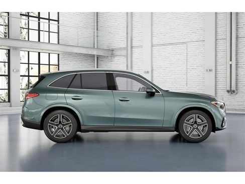 New 2025 Mercedes-Benz GLC 300 image 16