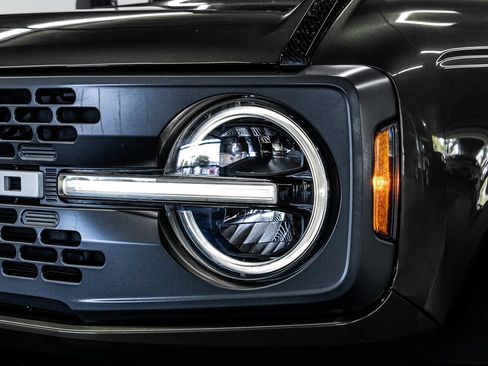 Used 2022 Ford Bronco Badlands AWD/4WD image 9