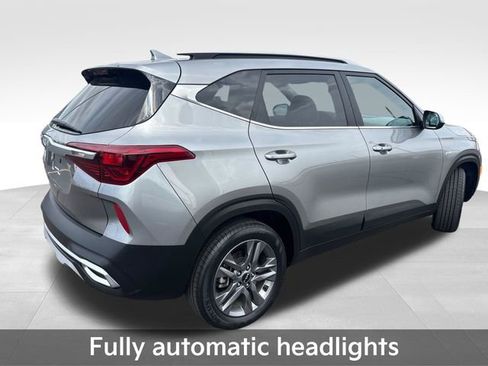 Used 2023 Kia Seltos S AWD/4WD image 8