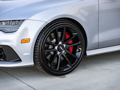 Used 2017 Audi RS 7 Prestige w/ Carbon-Optic Package AWD/4WD image 8
