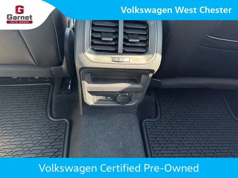 Certified 2023 Volkswagen Tiguan SE R-Line FWD image 37