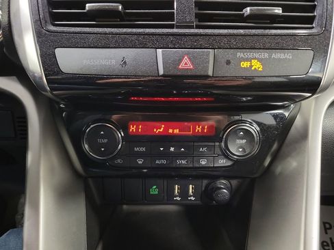 Used 2024 Mitsubishi Eclipse Cross SE image 17