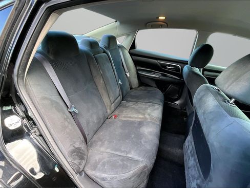 Used 2015 Nissan Altima 2.5 S w/ Sport Value Package FWD image 16