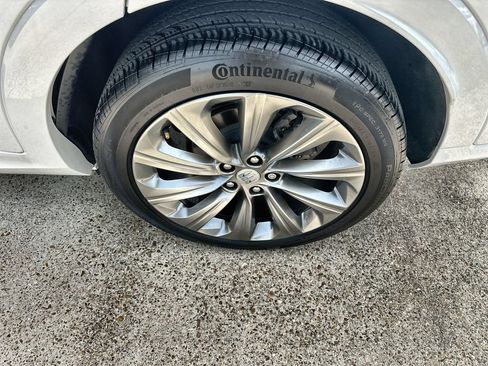 Used 2026 Buick Envista Avenir FWD image 12