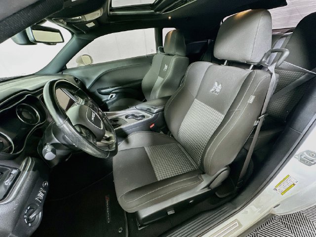 Used 2021 Dodge Challenger R/T Scat Pack RWD image 27