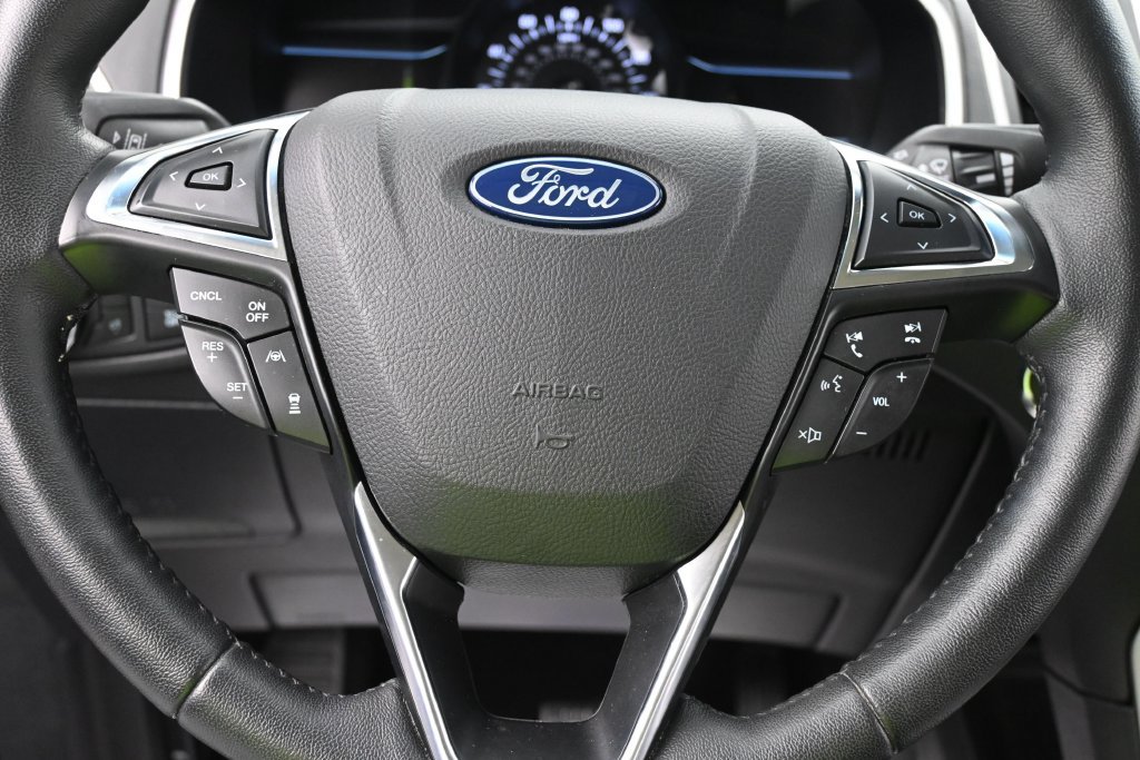 Used 2020 Ford Edge SEL w/ Convenience Package FWD image 14