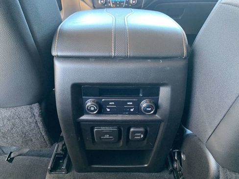 Certified 2021 Chevrolet Traverse Premier w/ Redline Edition FWD image 20