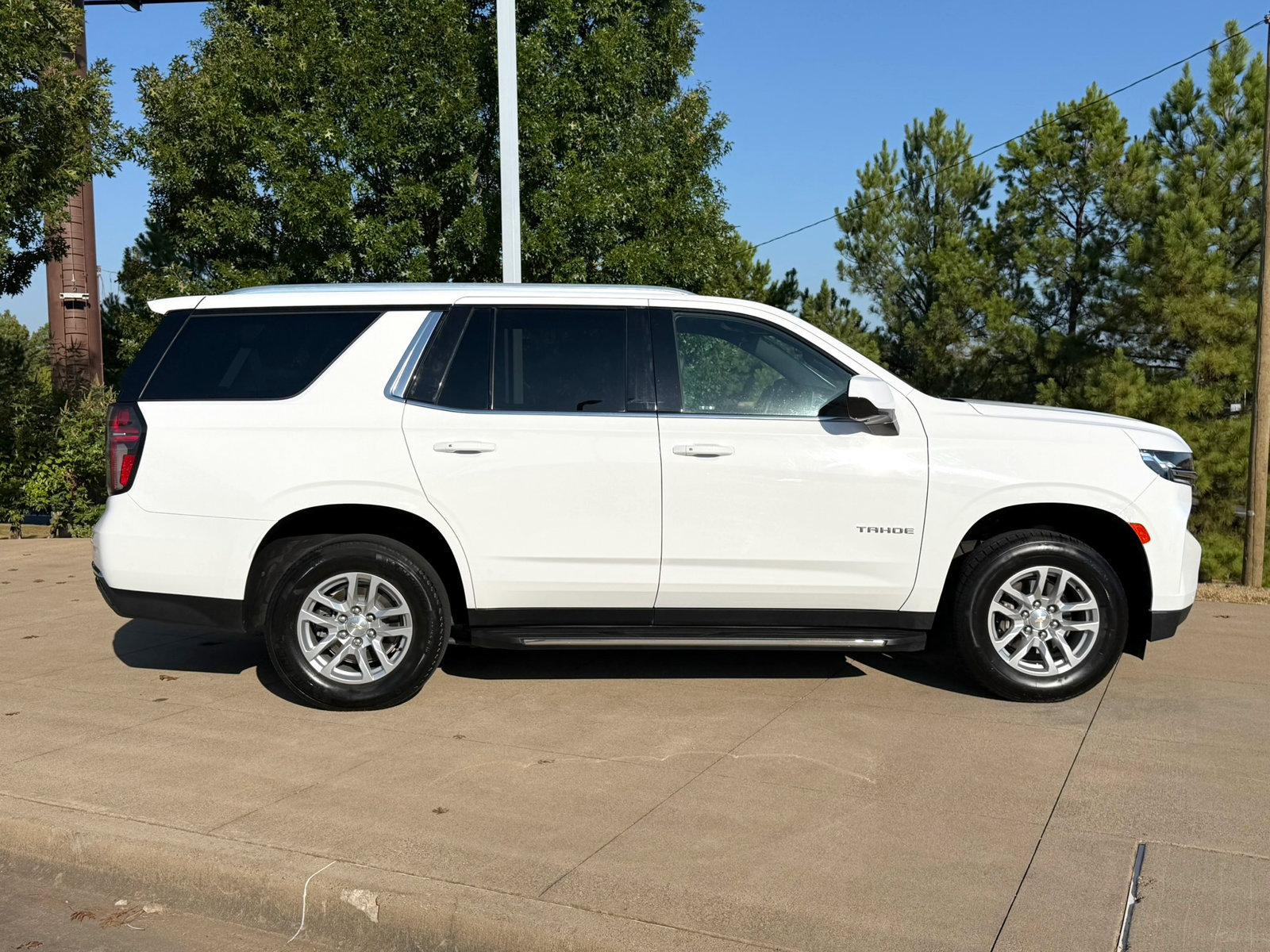 Used 2023 Chevrolet Tahoe LT RWD image 7