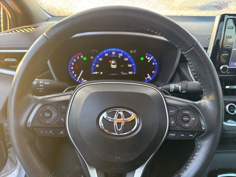 Used 2021 Toyota Corolla XSE image 6