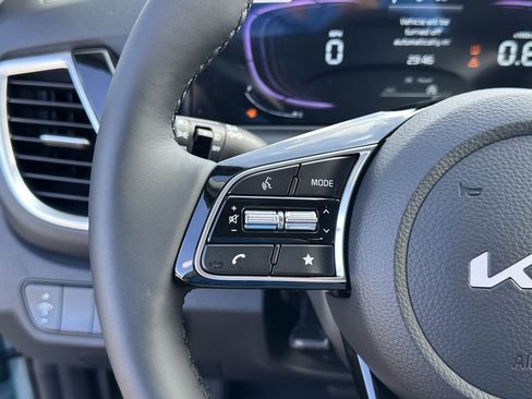 New 2026 Kia Seltos S FWD image 25