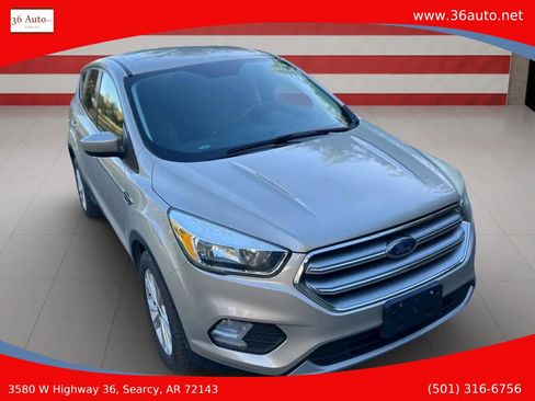 Used 2017 Ford Escape SE image 14