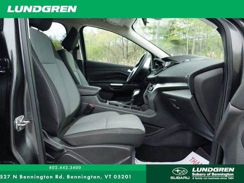 Used 2019 Ford Escape SE AWD/4WD image 9