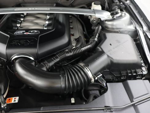 Used 2014 Ford Mustang GT Premium RWD image 17