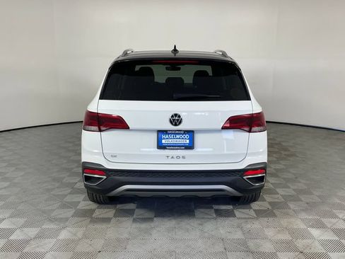Used 2023 Volkswagen Taos SE FWD image 15
