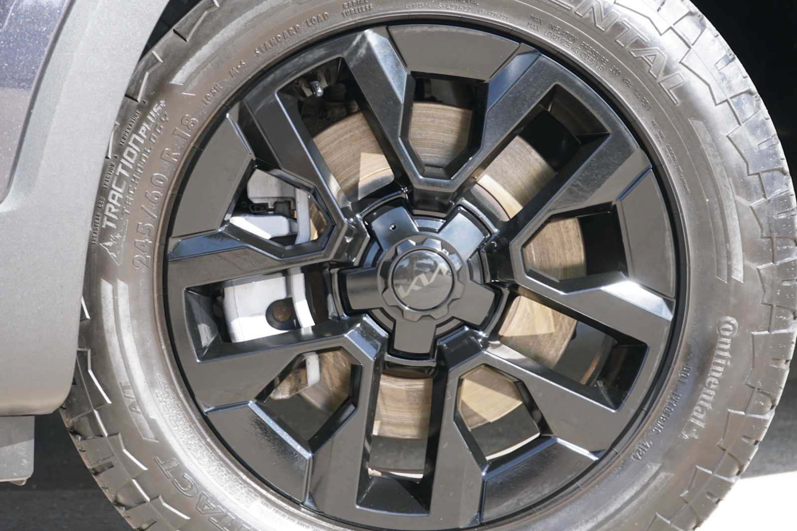 Certified 2025 Kia Telluride AWD image 2