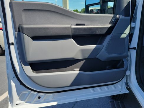 Used 2025 Ford F350 XL AWD/4WD image 15