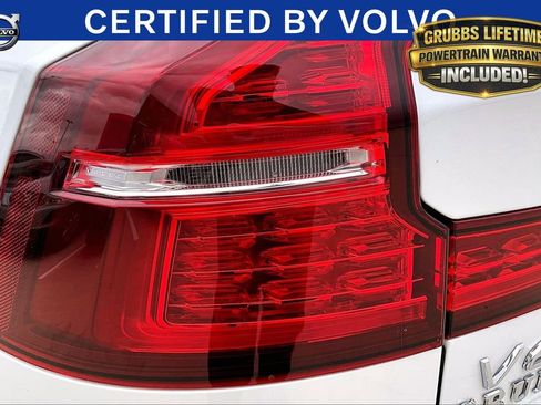 Used 2025 Volvo V60 B5 Cross Country Ultra w/ Protection Package Premier AWD/4WD image 40
