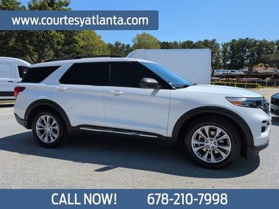 Certified 2024 Ford Explorer XLT w/ Equipment Group 202A