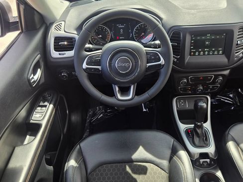 Used 2021 Jeep Compass Latitude FWD image 13