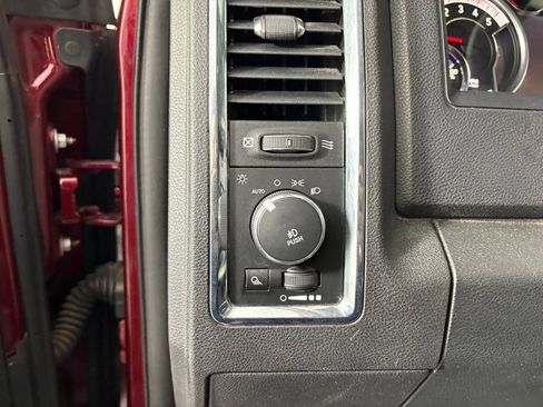 Used 2017 RAM 3500 Laramie w/ Convenience Group image 15