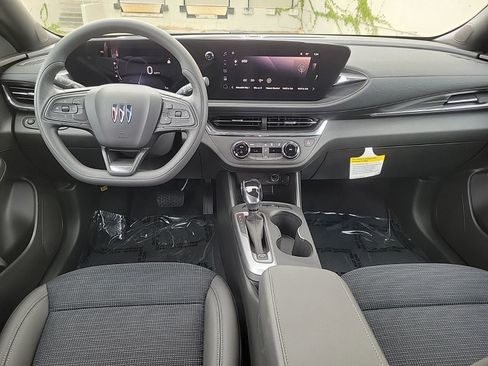 New 2026 Buick Envista Preferred FWD image 13