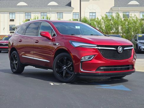 Used 2023 Buick Enclave Essence w/ Sport Touring Edition AWD/4WD image 1