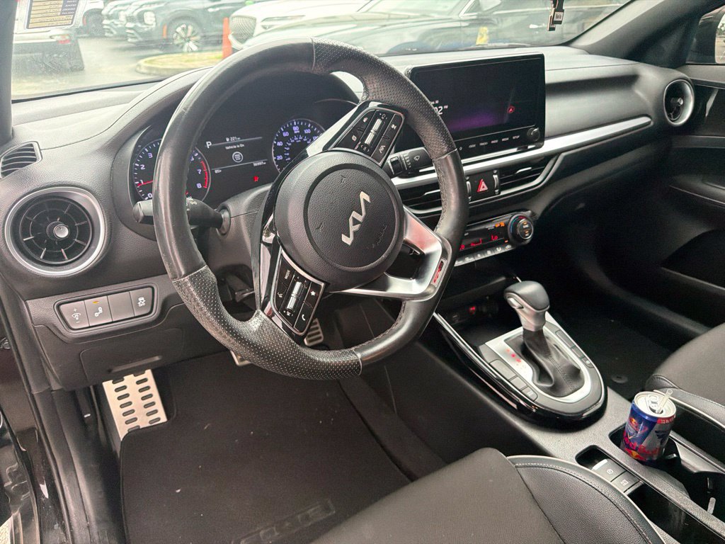 Used 2023 Kia Forte GT-Line w/ GT-Line Technology Package FWD image 17