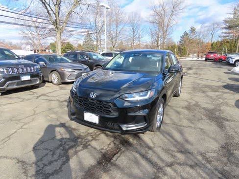 Certified 2023 Honda HR-V LX image 1
