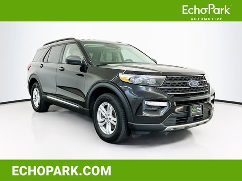 Used 2022 Ford Explorer XLT w/ Equipment Group 202A image 1