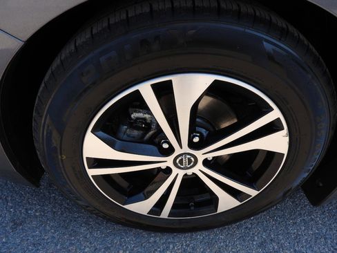 Used 2021 Nissan Sentra SV image 14