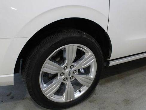Used 2023 Ford Expedition Max Platinum AWD/4WD image 29