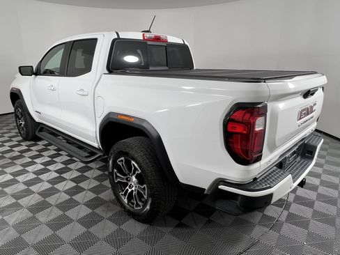 Used 2024 GMC Canyon AT4 w/ AT4 Premium Package image 10