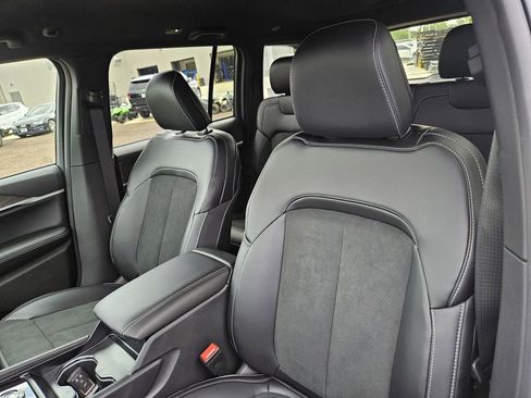 New 2026 Jeep Grand Cherokee Altitude RWD image 14