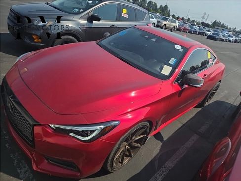 Used 2017 INFINITI Q60 Red Sport 400 RWD image 1