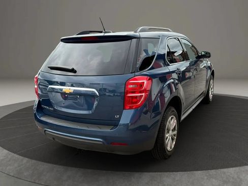 Used 2017 Chevrolet Equinox LT w/ Convenience Package AWD/4WD image 4