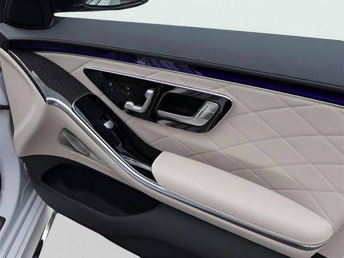 New 2025 Mercedes-Benz S 580 4MATIC Sedan image 14