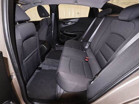 Used 2022 Chevrolet Malibu RS FWD image 16