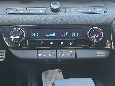 New 2026 Hyundai Elantra Sport FWD image 23
