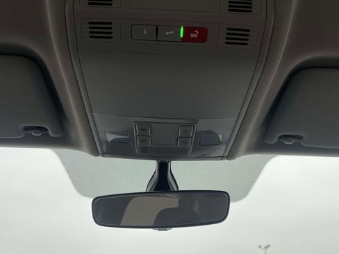 Used 2023 Volkswagen Taos S image 31