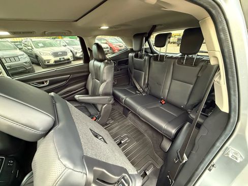 Used 2024 Subaru Ascent Limited w/ Technology Package AWD/4WD image 26
