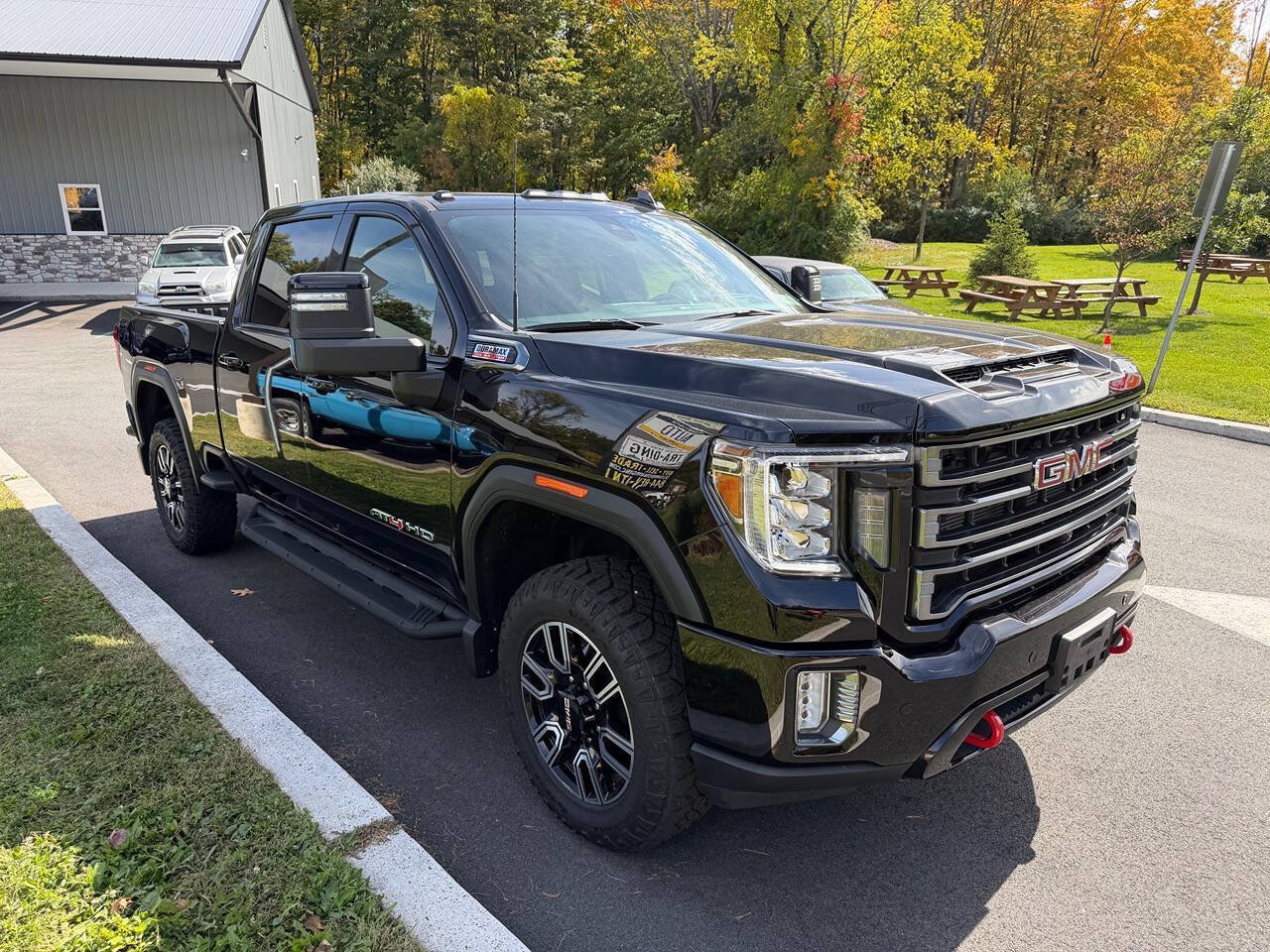 Used 2021 GMC Sierra 3500 AT4 w/ AT4 Premium Plus Package AWD/4WD image 8