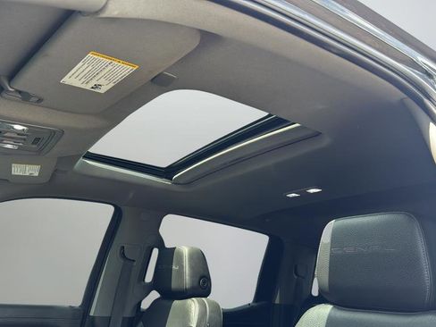 Used 2020 GMC Sierra 1500 Denali w/ Denali Ultimate Package image 17