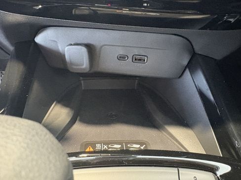 New 2026 Chevrolet Trax ACTIV w/ Sunroof Package image 16