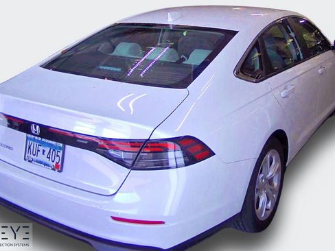 Used 2023 Honda Accord LX image 13