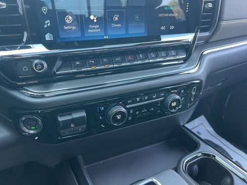 Used 2025 Chevrolet Silverado 1500 ZR2 w/ Technology Package image 20