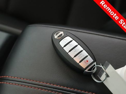 Used 2023 Nissan Altima 2.5 SR image 3