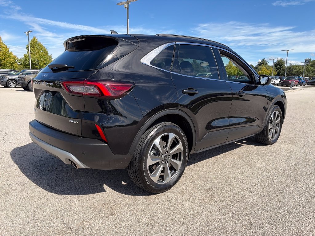 Used 2023 Ford Escape Platinum AWD/4WD image 7