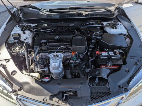 Used 2017 Acura TLX image 25