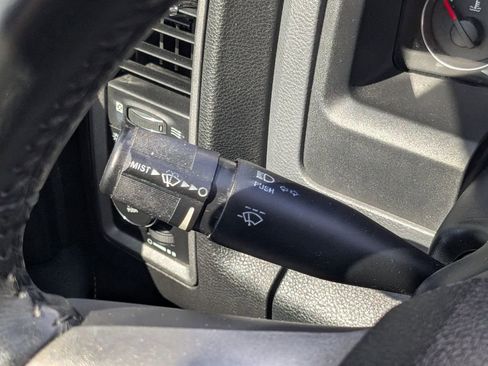 Used 2016 RAM 1500 Express image 24